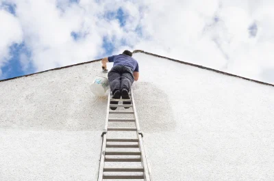 Peinture extérieure à Plassay — façades et ravalement